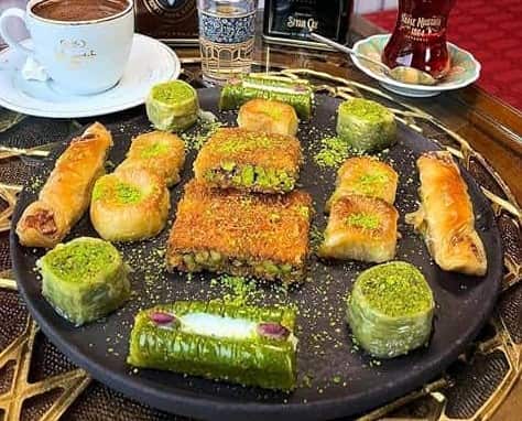 تصویر 2 از قیمت خرید باقلوا استانبولی + فروش ویژه